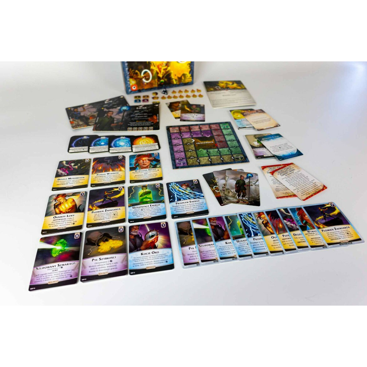 Gra Aeons End: Wioska na południu - obrazek 5