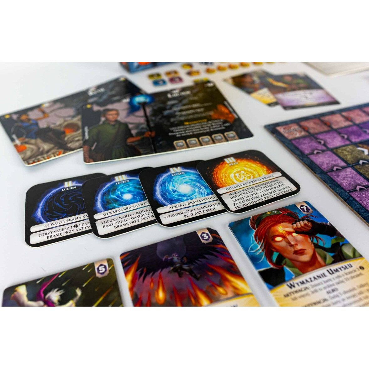 Gra Aeons End: Wioska na południu - obrazek 6