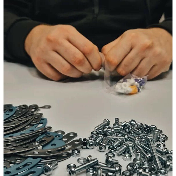 Zestaw konstrukcyjny Mały Konstruktor Dinozaury Velociraptor - obrazek 6