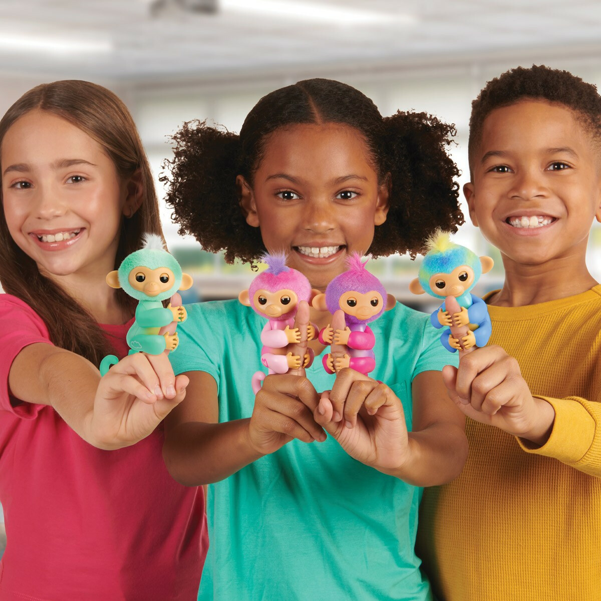 Figurka interaktywna Fingerlings Małpka Niebieska Leo - obrazek 4