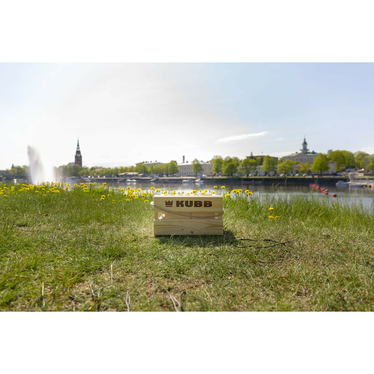 Gra Kubb w kartonowym opakowaniu - obrazek 6