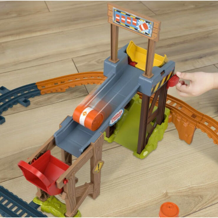 Zestaw Tomek i Przyjaciele Diesel Załadunek na budowie - obrazek 4