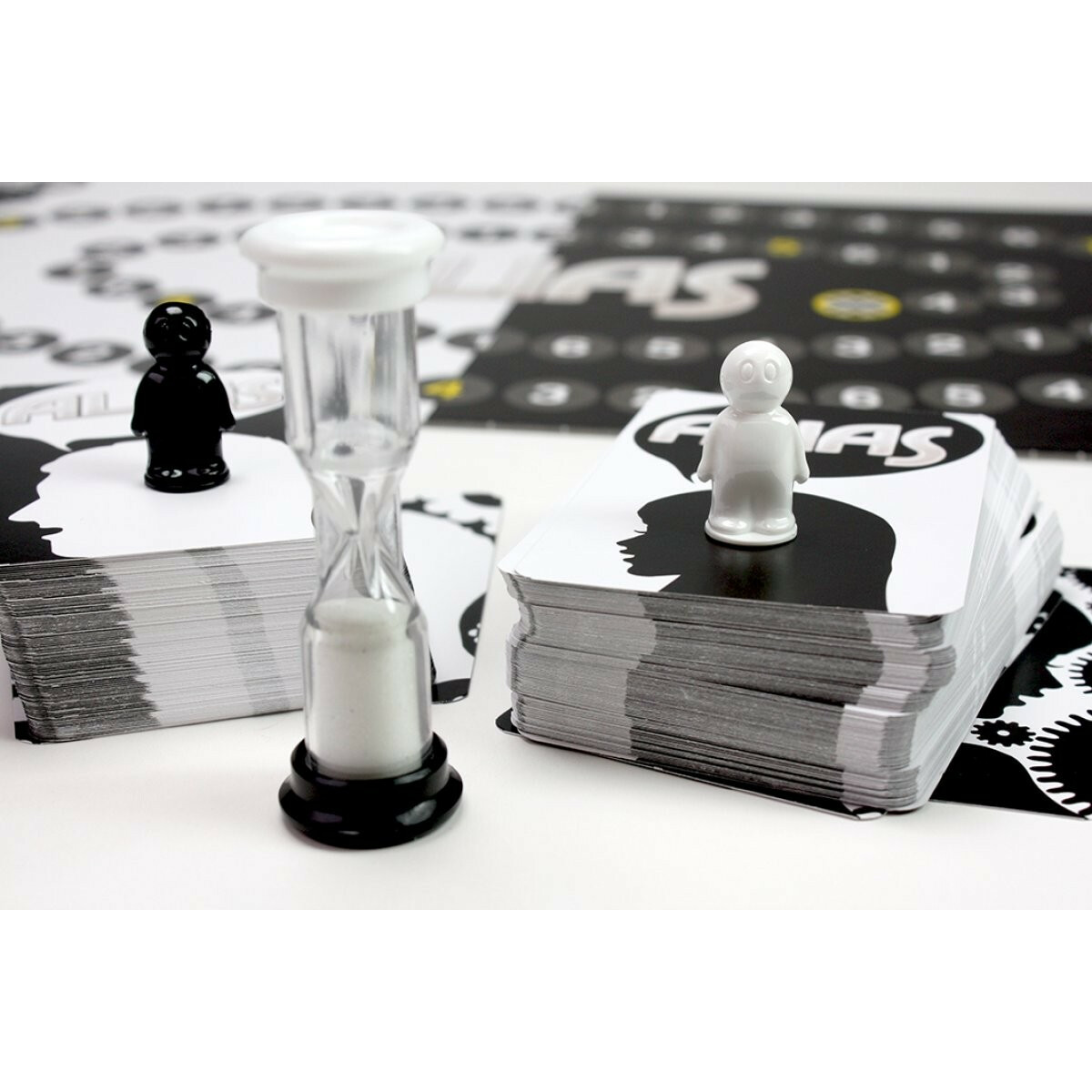 Gra Alias kobiety vs. mężczyźni - obrazek 3