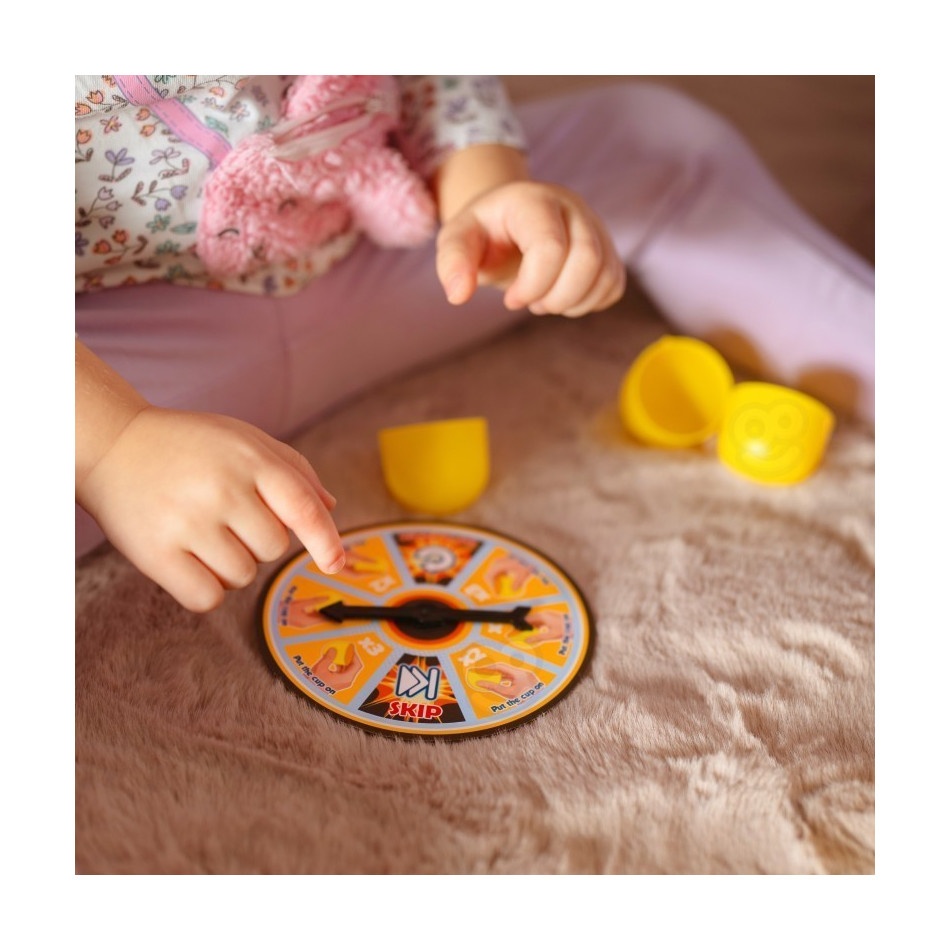 Gra zręcznościowa układanie kubeczków z żyrafką - obrazek 7