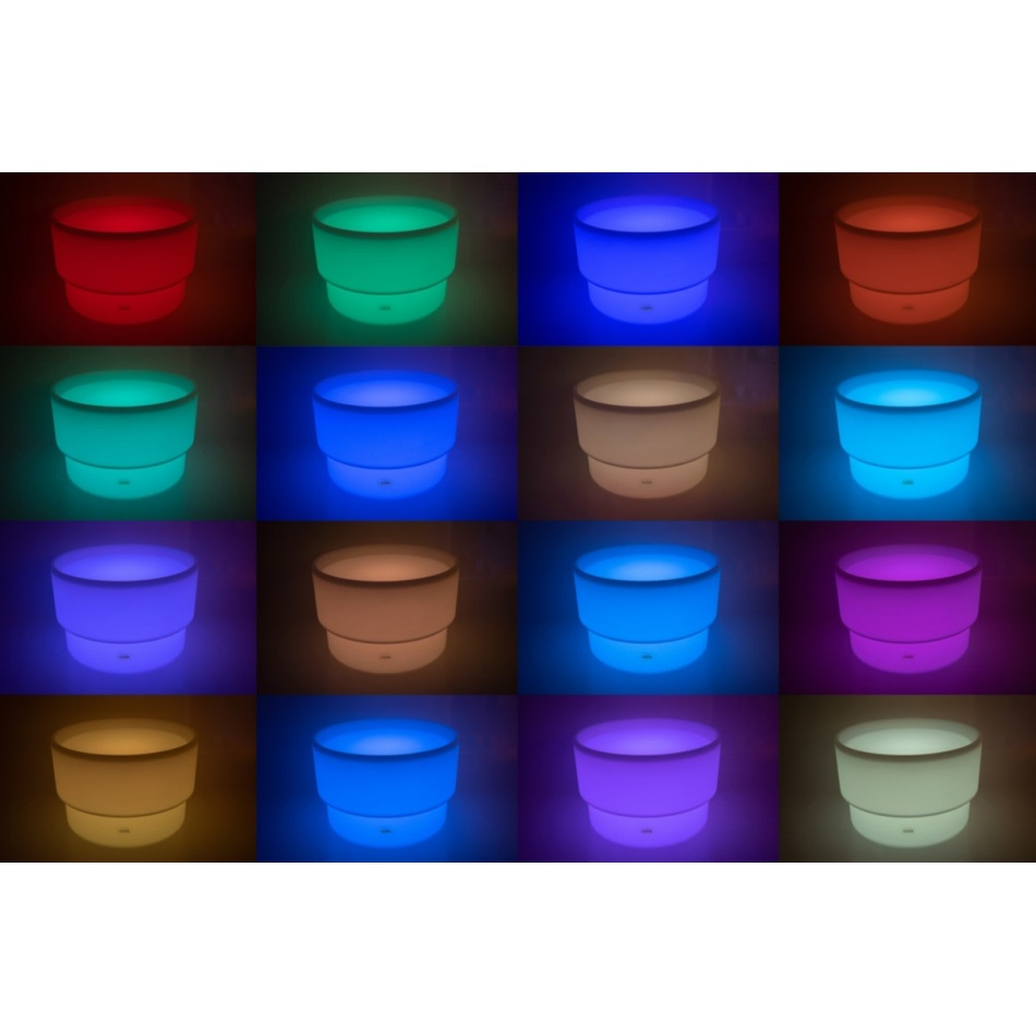 Podświetlany stół z drewnianymi elementami do sortowania - obrazek 3