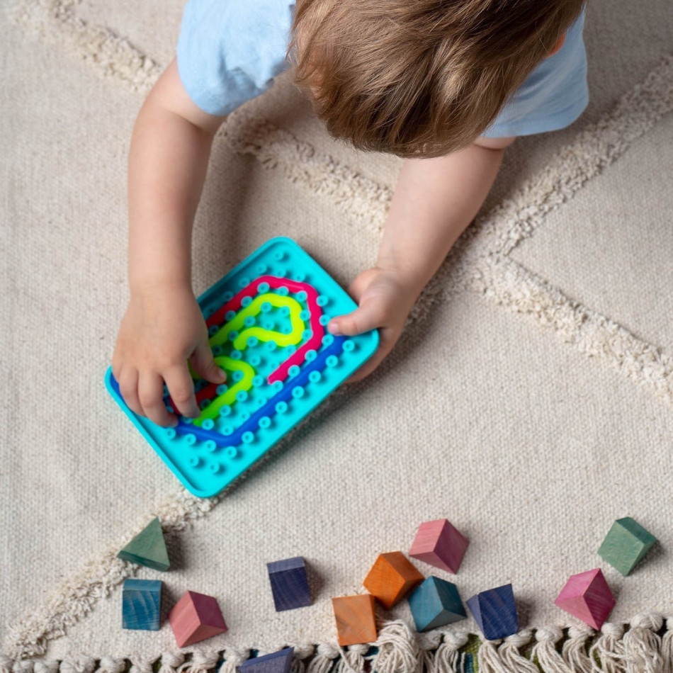 Sensoryczny prostokąt do przewlekania żółty - obrazek 7