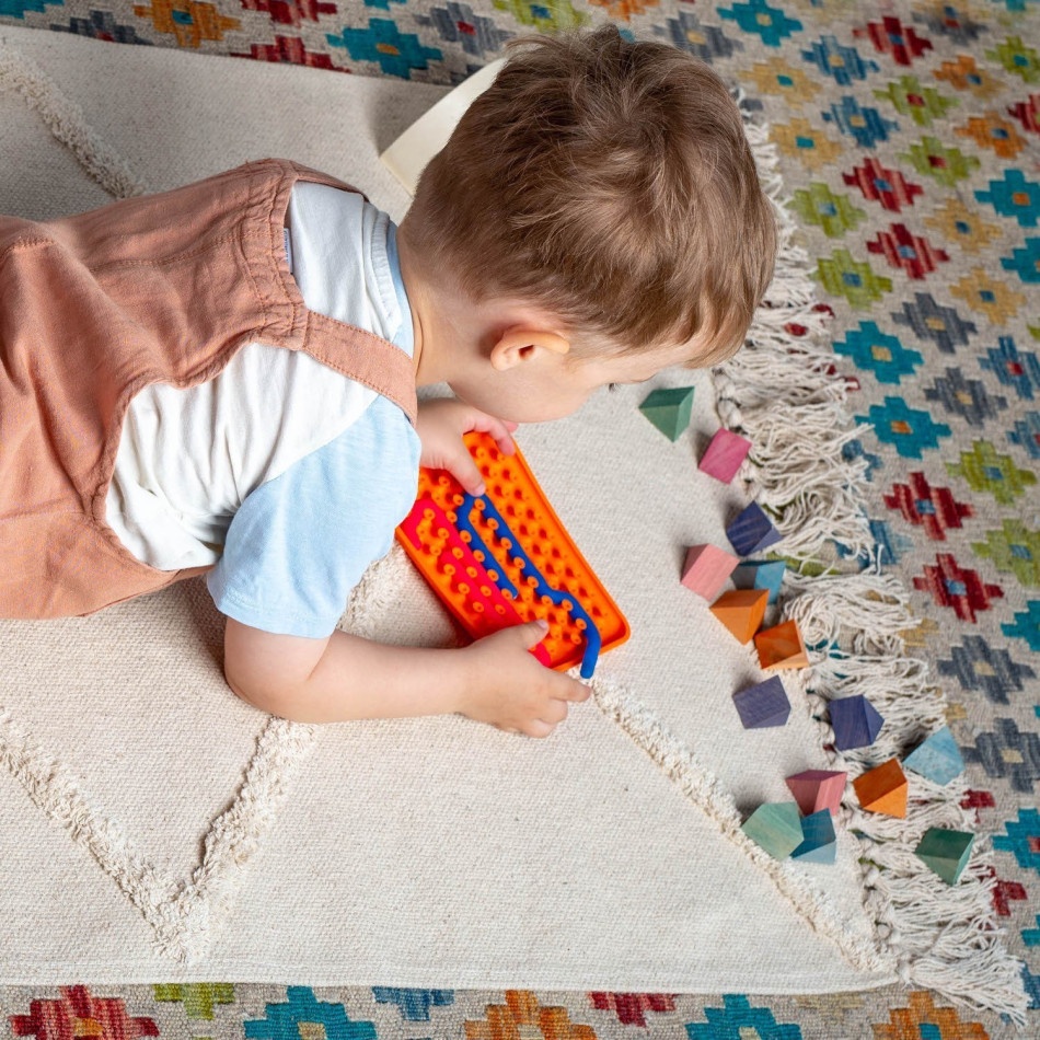 Sensoryczny prostokąt do przewlekania żółty - obrazek 8