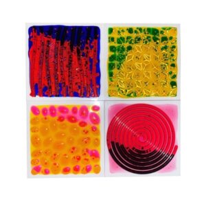 Zestaw 4 sensorycznych paneli z cieczą