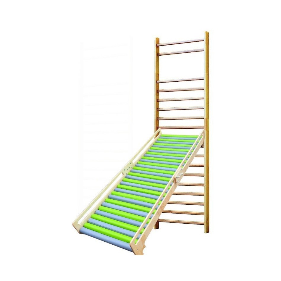 Zjeżdżalnia rolkowa mocowana do drabinki